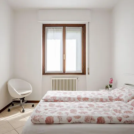 By The Centro Storico - Vista Appartement Desenzano del Garda